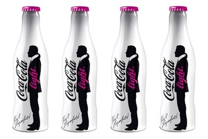 Coca-Cola Light дизайна Карла Лагерфельда